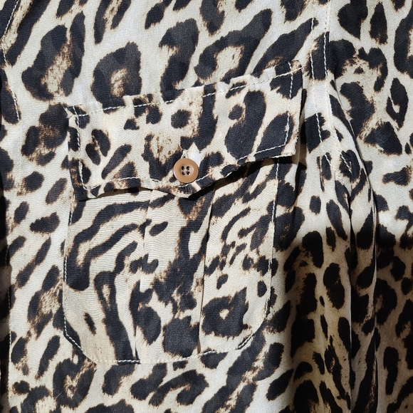 Denim and supply women's blouse top button-down size S animal prints - Picture 3 of 7